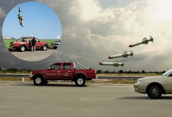 Missile Chasing Car